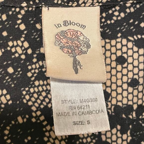 In Bloom 8 long sleeve pajama top button up cottagecore floral polka dot black - Picture 4 of 7